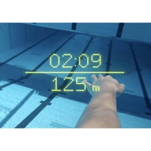 FORM Smart Swim Goggles：記録更新をサポートするAR搭載の最新ゴーグル