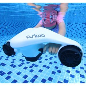 ASIWO TURBO：海の中をパワフルに移動できる水中スクーター